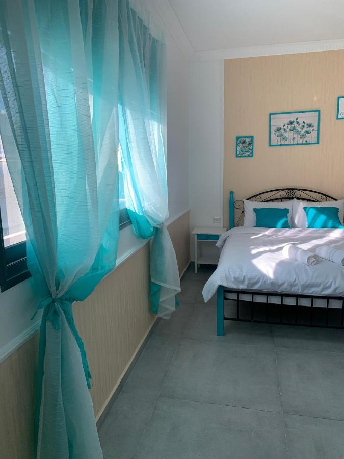 Apartment Via *